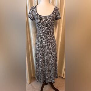 Jessica Simpson cheetah print leopard print maxi dress with slit EUC Size Small